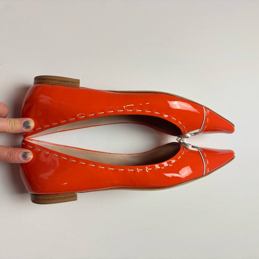 Oscar de la Renta Flats with Bow Detail - Picture 8 of 9